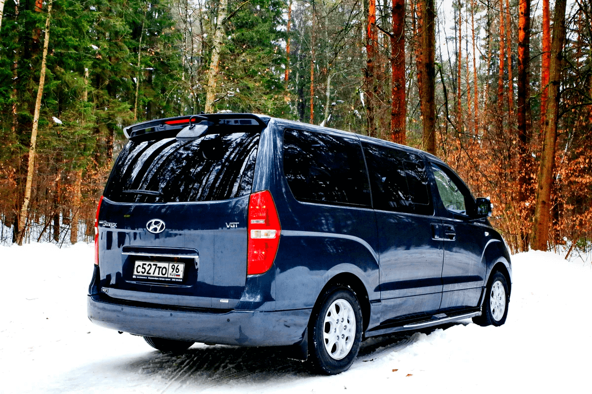 Hyundai Starex